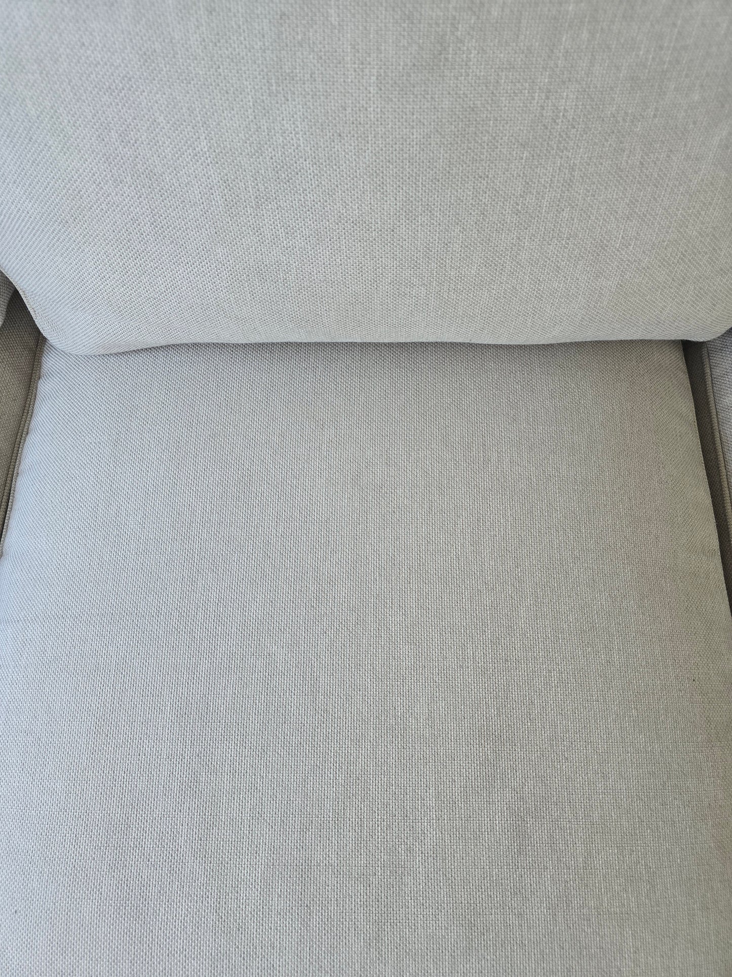 Robust Mio U-soffa